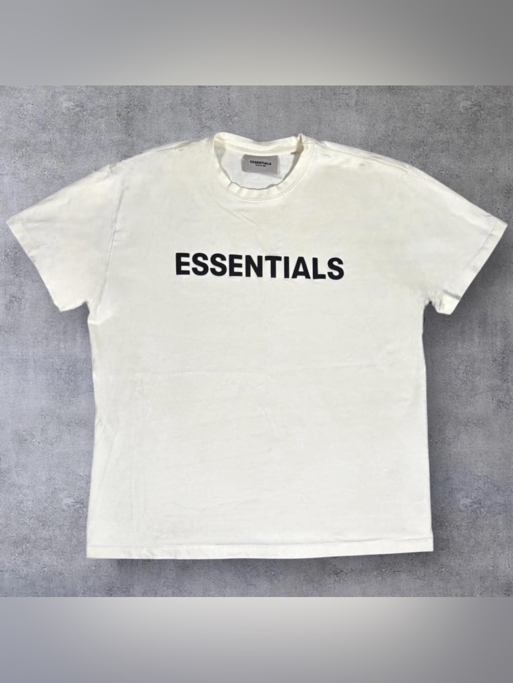 Fear Of God Essentials Spellout Appliqué Logo T Shirt Cream